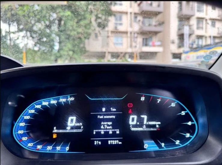 Hyundai i20 - Thumbnail 9