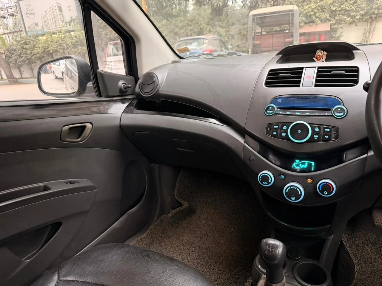 Chevrolet Beat - Thumbnail 12