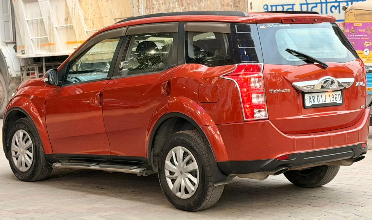 Mahindra XUV500 - Thumbnail 6