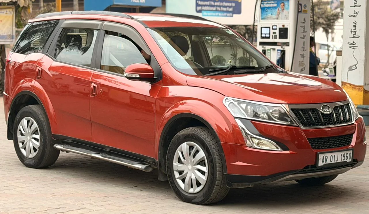 Mahindra XUV500 - Thumbnail 11