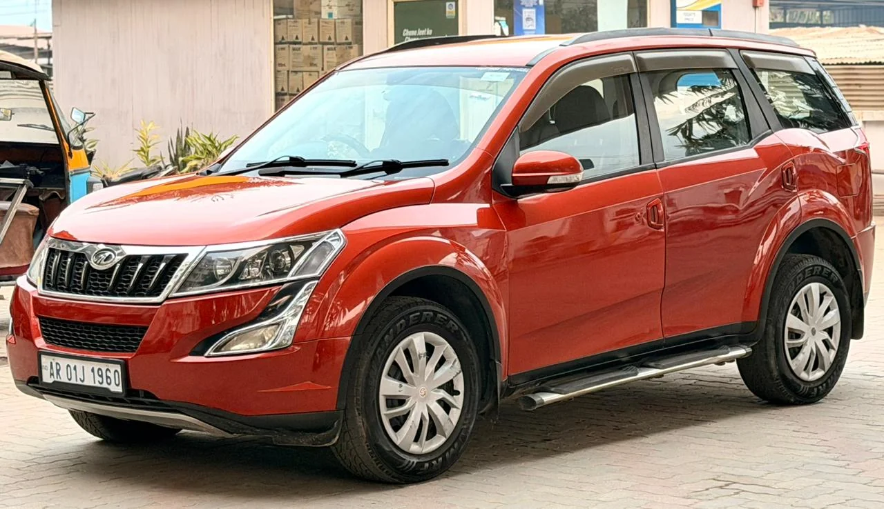 Mahindra XUV500 - Thumbnail 12
