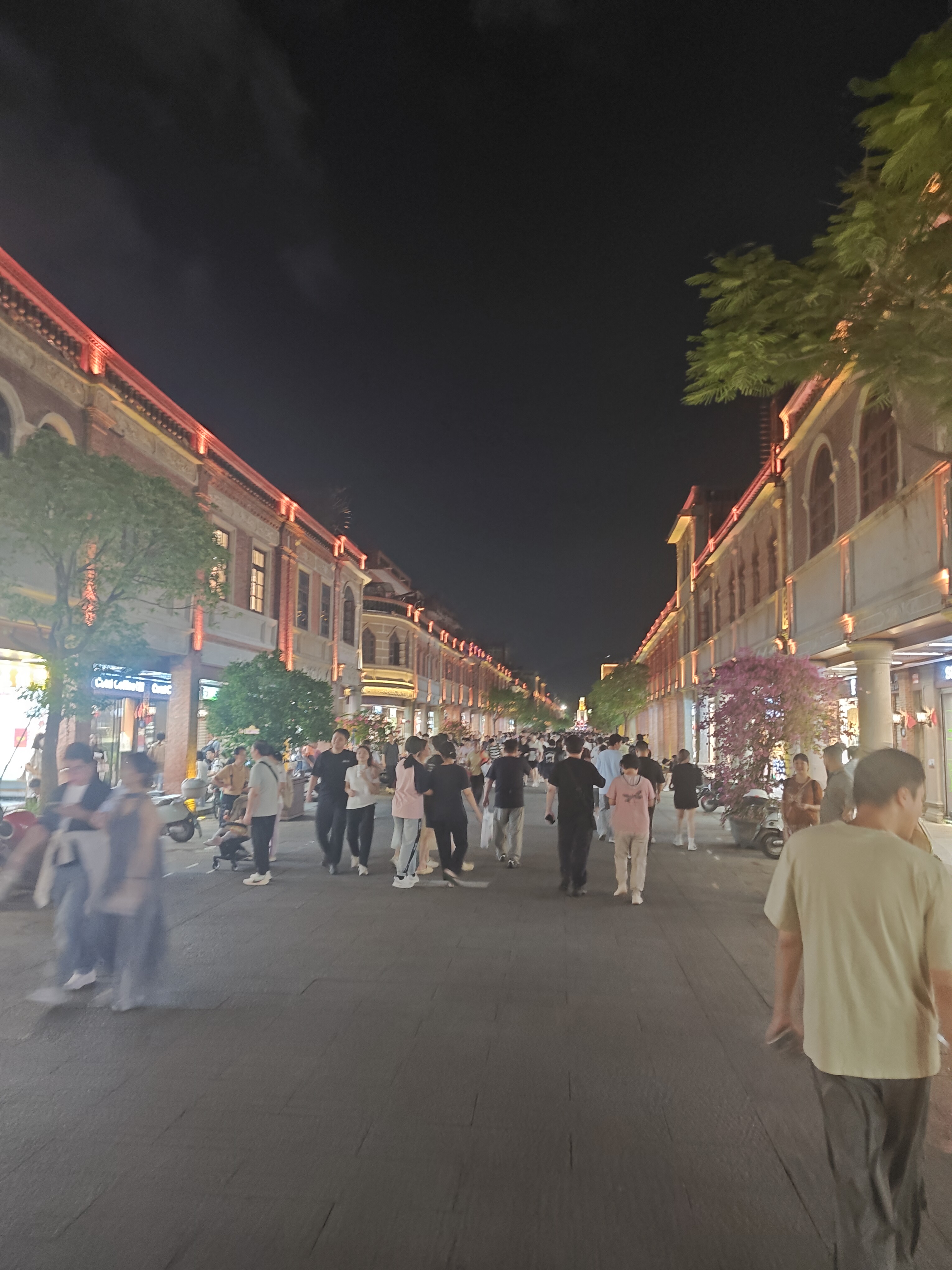 P20251003-190534