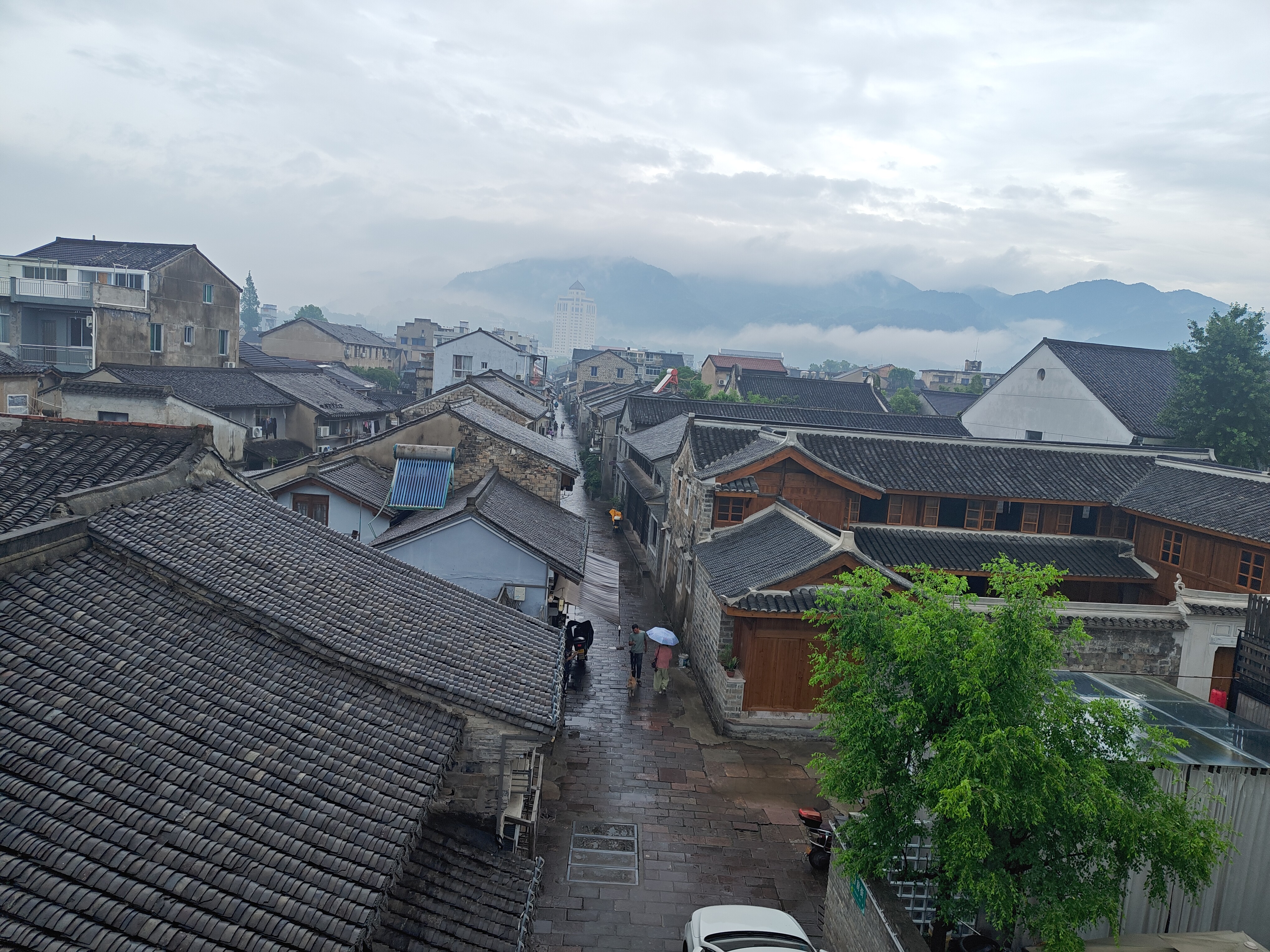 P20250602-122705