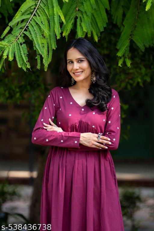 കട്ട് ആൻഡ് വനിതകൾ 2 ഭാഗം വേനൽക്കാല വസ്ത്രങ്ങൾ, പാന്റ്, വി നെക്ക്, 3/4 സ്ലീവുകൾ ഉള്ള കോ-ഓർഡ് സെറ്റ്, ഇന്ത്യൻ കോ-ഓർഡ് സെറ്റ്, ഇന്ത്യൻ - Arvia