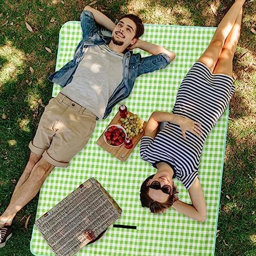 Foldable Picnic Mat with Carry Handle (1 Pc, 144x93 Cm) - Naira Cart