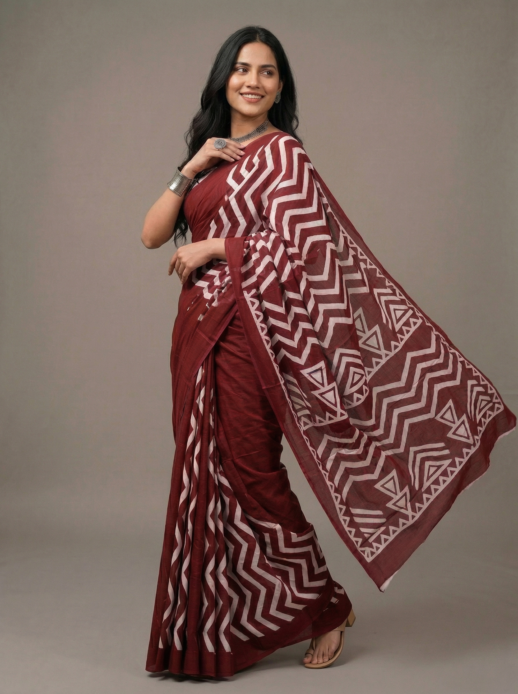 Elegant Jaipuri Handblock Cotton Mulmul Saree with Blouse – Soft Lightweight Daily Wear