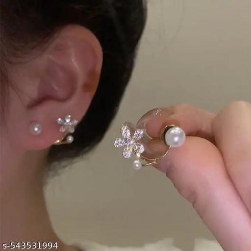  Estailo Bling Blogger Daisy Earrings - Akhilo.com