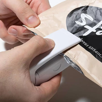 Portable Mini Heat Sealer Machine for Plastic Bags (1 Pc) - Zalgea