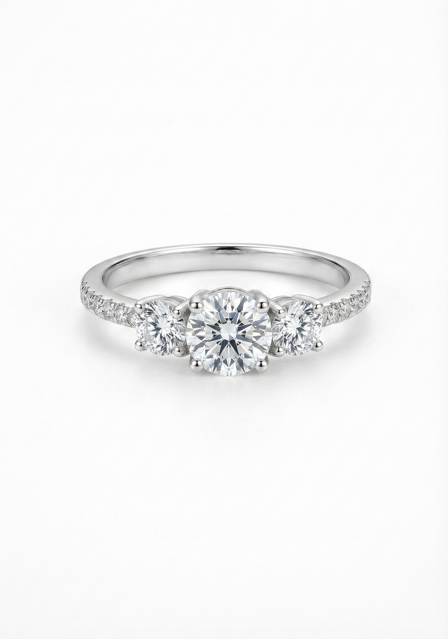 Prsten s broušenými krystaly briliantového brusu