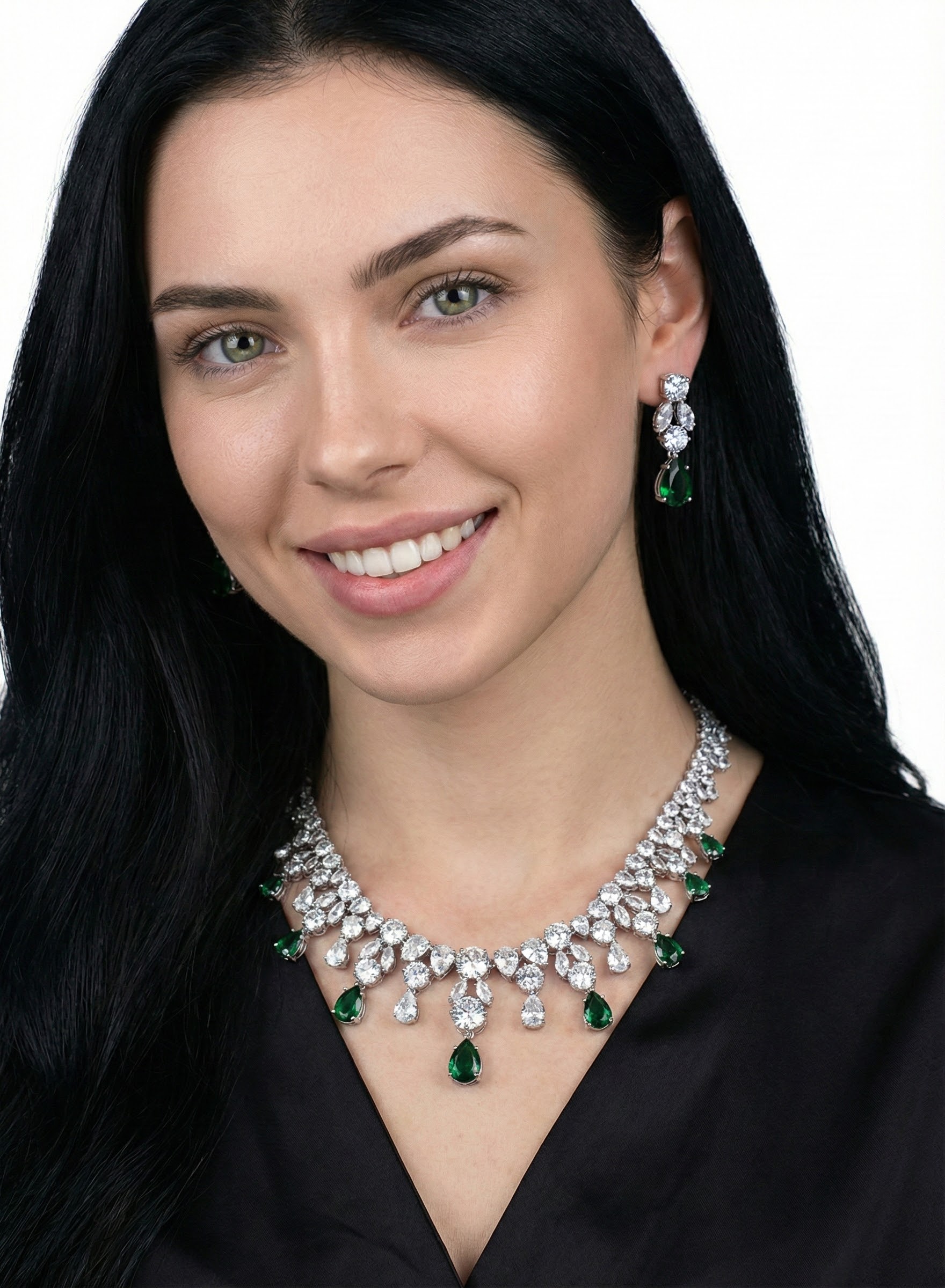 Set šperků s krystaly briliantového brusu - detail