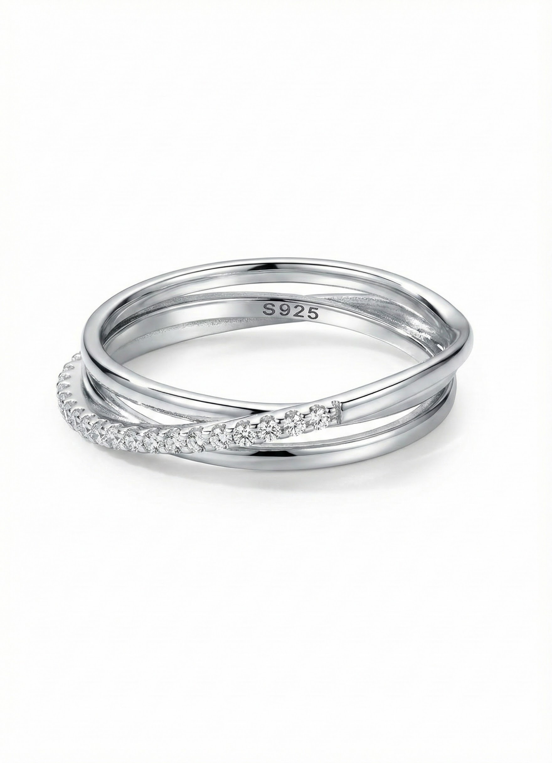 Prsten s leskem a oslnivími krystaly