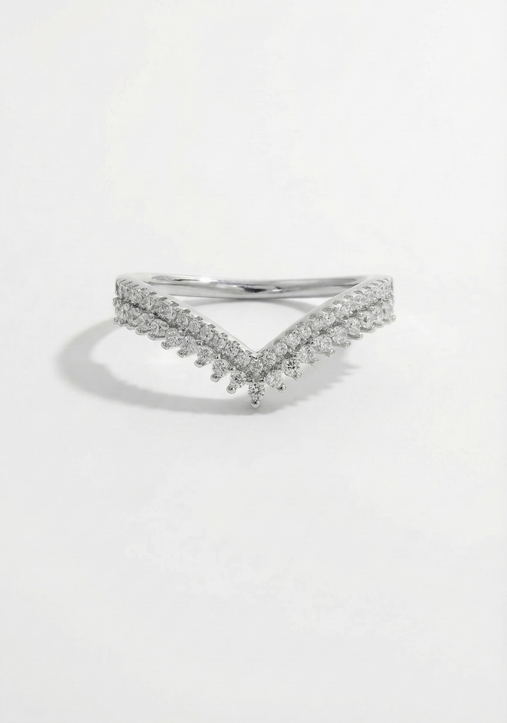 Prsten s krystaly briliantové čistoty