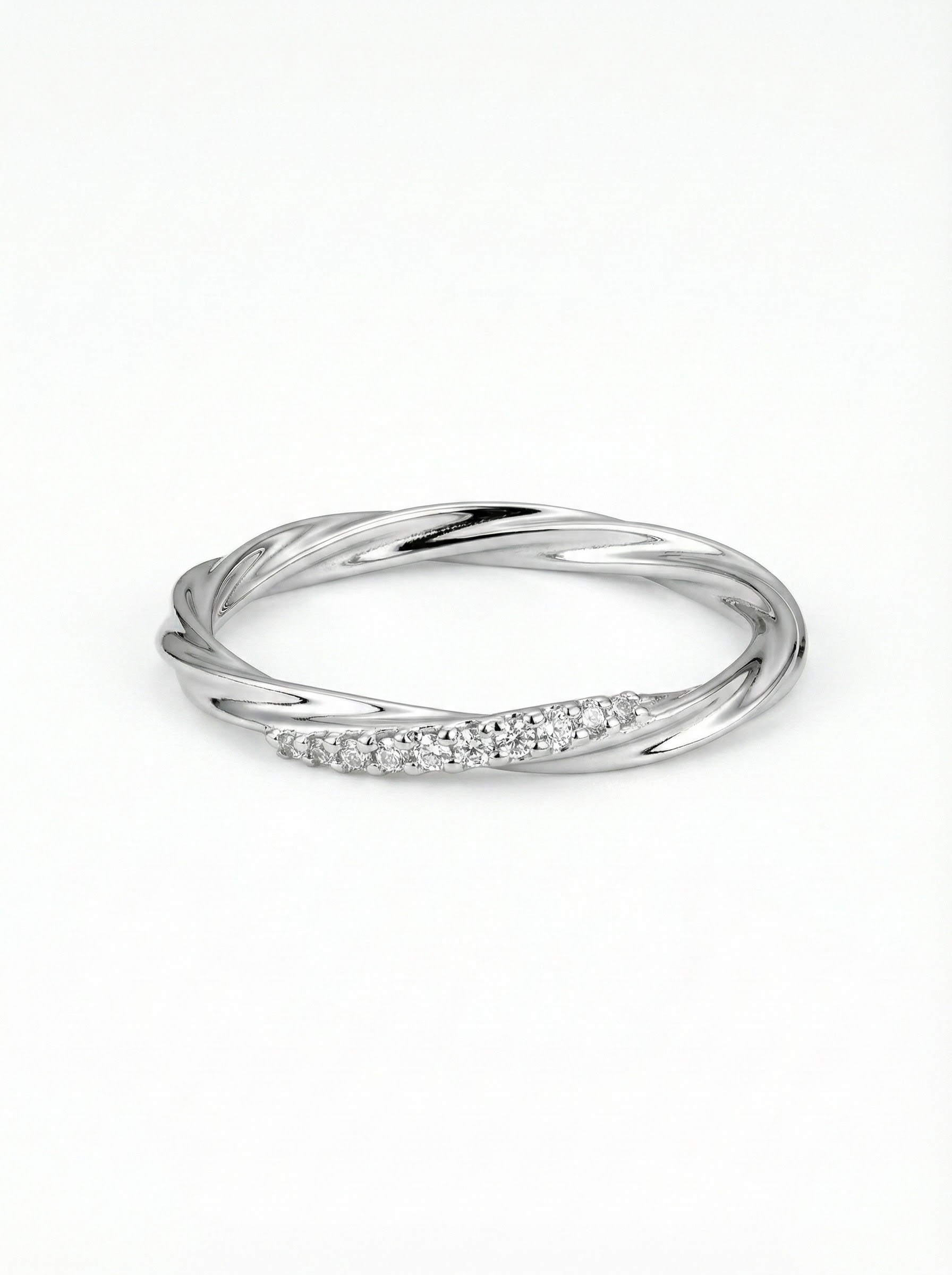 Prsten s osazenými krystaly