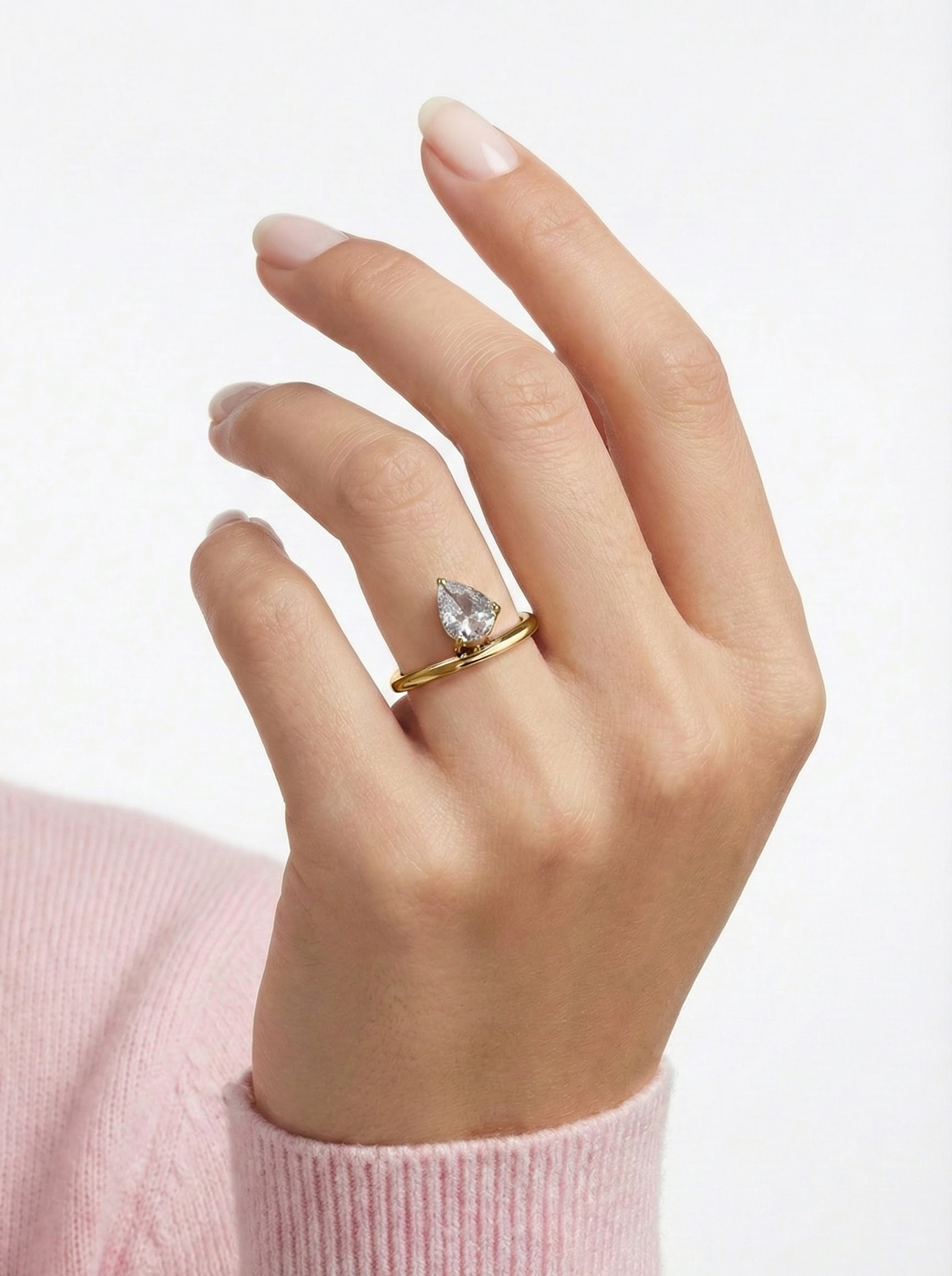 Prsten s krystaly z briliantového řezu - detail