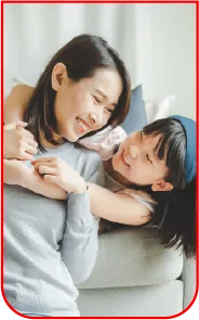 Con sống chan hòa với mọi người xung quanh