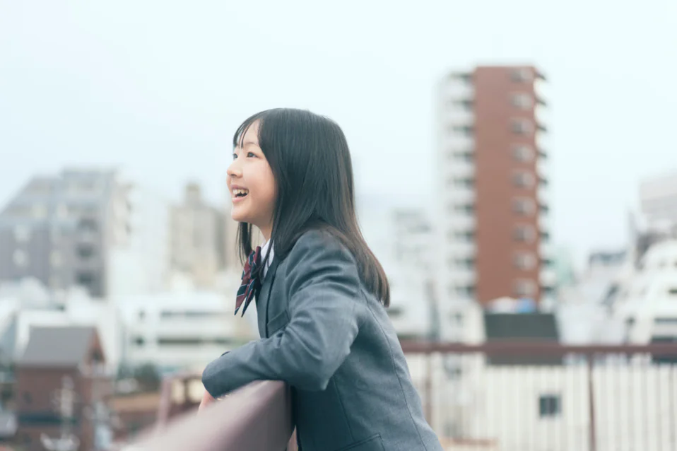 Giới thiệu bản thân bằng tiếng Anh lớp 7 thú vị: Bài mẫu & bản dịch