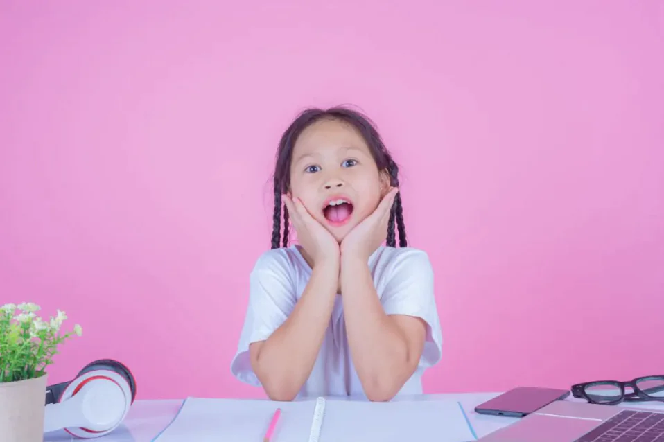 Ôn tập lý thuyết và bài tập thì tương lai đơn lớp 6 kèm đáp án