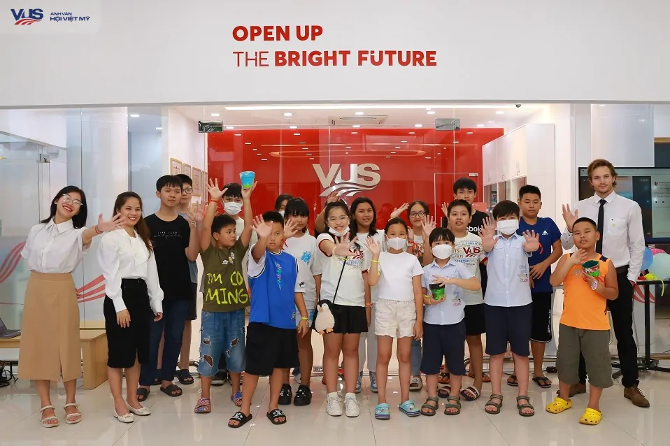 Trải nghiệm học tiếng Anh qua công nghệ thực tế ảo