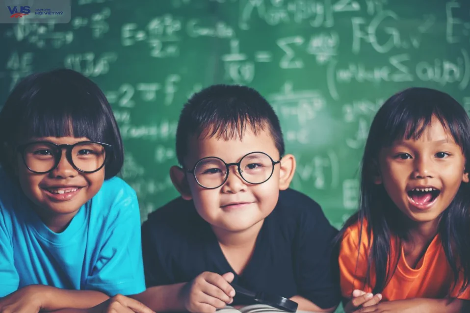 Dạy tiếng Anh cho bé: Phương pháp giúp trẻ tiếp thu nhanh​