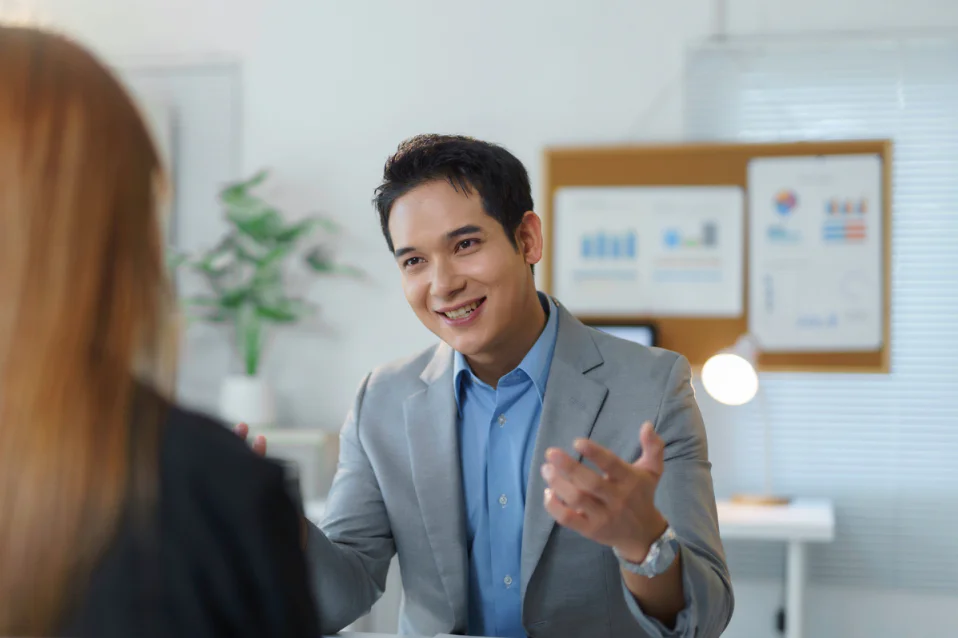 Cách giới thiệu bản thân bằng tiếng Anh khi phỏng vấn ấn tượng