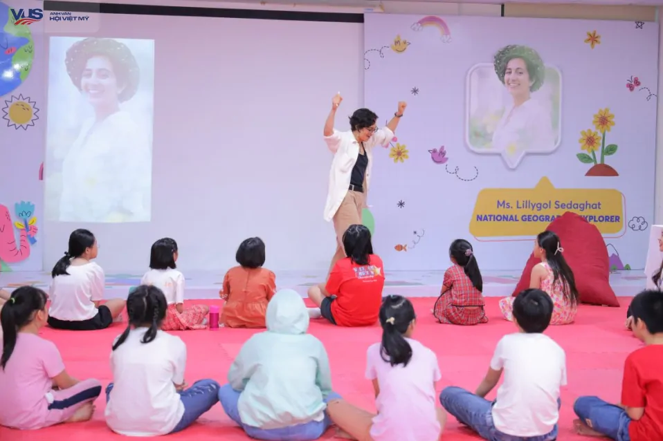 Hành trình của Nhà thám hiểm Lillygol Sedaghat và VUS