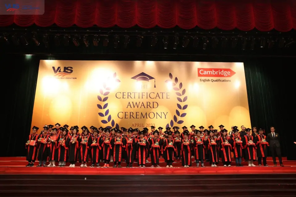 Lễ Vinh danh và Phát chứng chỉ Cambridge - IELTS đợt 2/2023