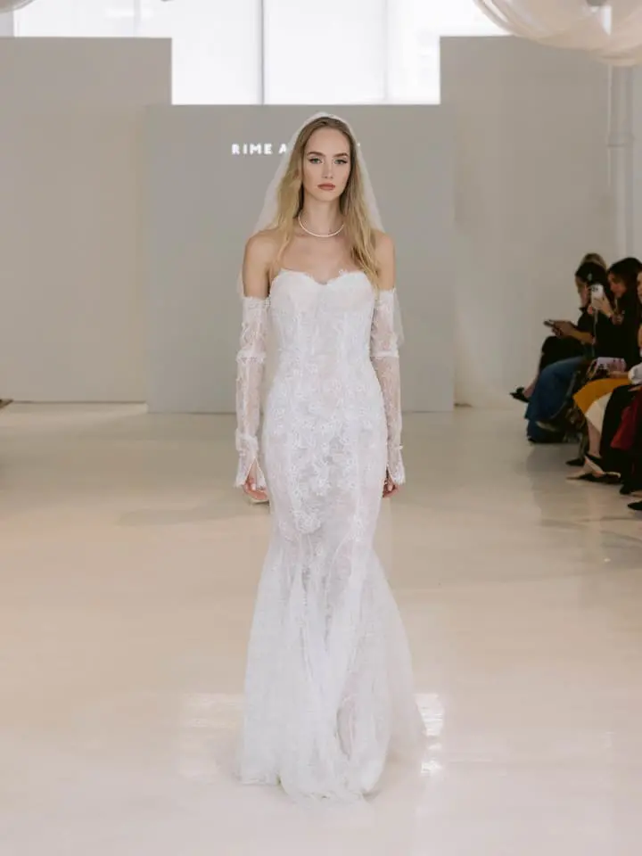 partie avant robe de mariée sirène Infinity