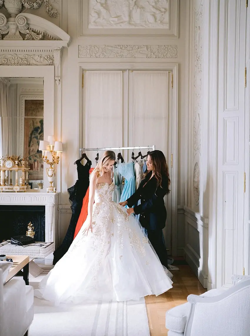 Hôtel de Crillon Paris pre-wedding Shooting par Audrey Paris Photo