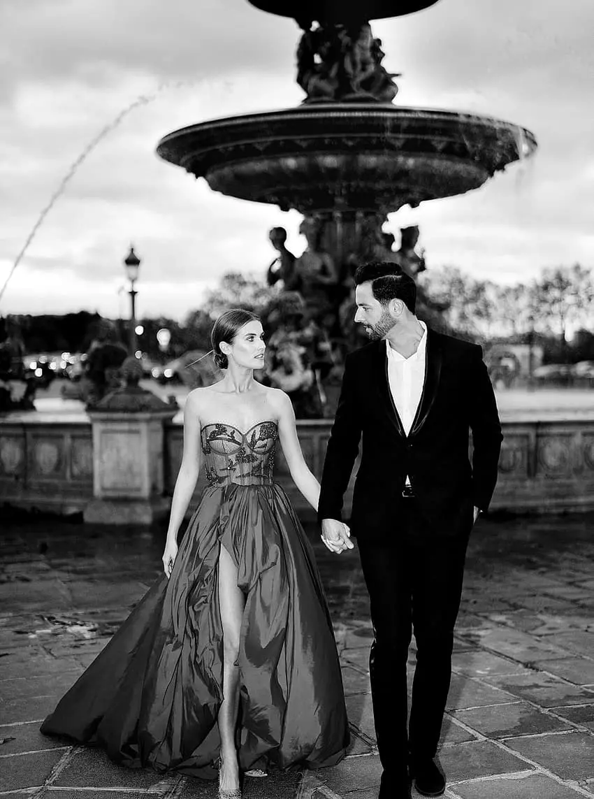 Hôtel de Crillon Paris pre-wedding Shooting par Audrey Paris Photo