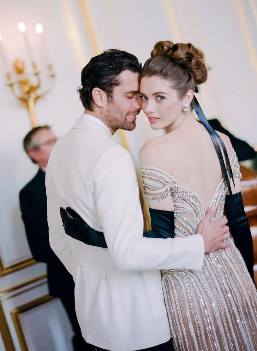 Cocktail pré-mariage au Grand Contrôle à Versailles par Molly Carr