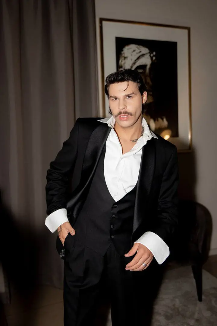 Photo de mode, Romance urbaine à Cologne, scène 4.