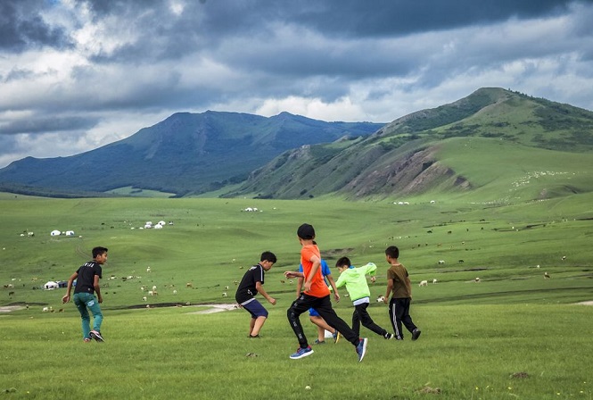 中国足球应该请个日本教练