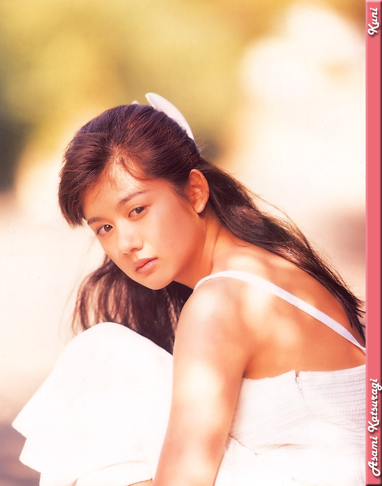 日本“无码复古美女”套图-17位绝美女星 “黑森林”清晰可见 那个时代的“日本玩的真的花”！