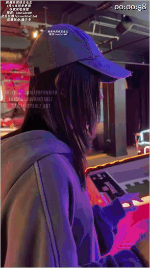 ✨推特极品阿黑颜母狗「Pupu噗噗」《保龄球馆约会 下》还记得你上次去玩电玩城是什么时候吗，最后在电梯里口爆结束这场完美的约会