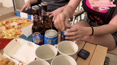 ♈ ♈ ♈2026年2月最新，极品绿帽淫妻模特，【moonstar】付费福利，情侣们的单身之夜，4P交换，都刮了毛，淫靡盛宴开启了！