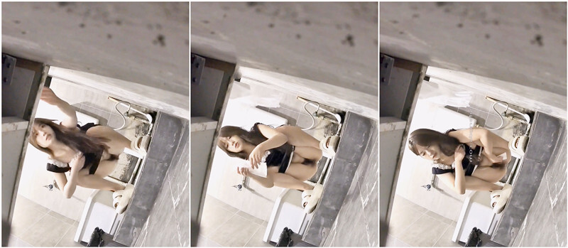 大神潜入大学女生宿舍全景偷拍几位漂亮学妹❤️各种极品嫩鲍鱼