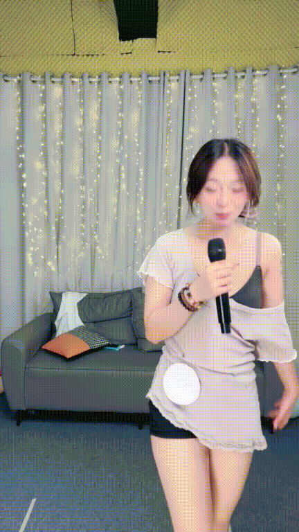 综艺【M8女团】20250821 色情版快乐大本营❤️电奶子，电臀，指压板跳绳，拔B毛 集体裸舞~欢乐不断！