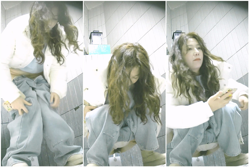 商场女厕全景偷拍熟女大姐❤️保养的还不错的肥美鲍鱼