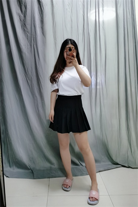 ❣️推荐❣️推特骚逼嫩妹【cc大魔王】极品奶子，又大又挺，大尺度掰逼展示，粉穴奶圆，想娶回家天天操50V-123P