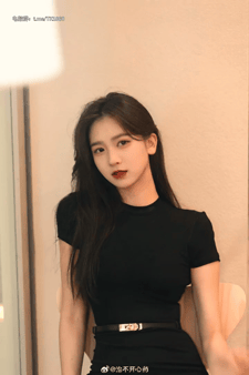 【AI脱衣】✨重磅✨ 明星阿黑颜屁股视角+网红剧照脱衣大合集