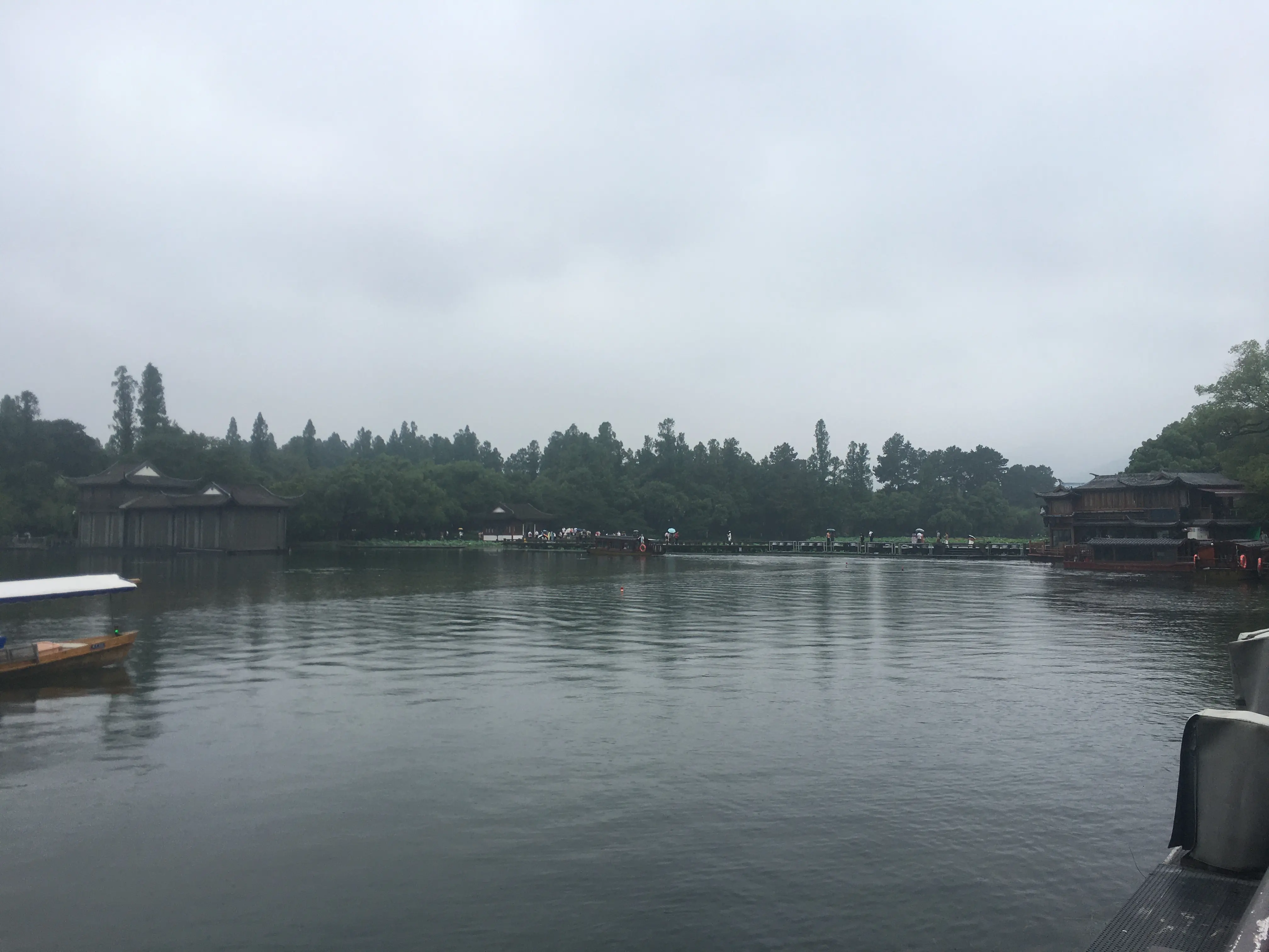 湖面1