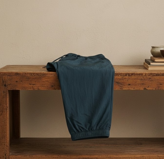 Men’s Dual-Layer Thermal Windbreaker Joggers – Winter-Ready Insulated Cargo Trousers