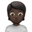 顔をしかめる人（暗い肌色） (Apple)