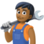 Эмодзи 🧑🏾‍🔧 Facebook.com