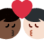 Эмодзи 👨🏿‍❤️‍💋‍👨🏻 Twitter.com