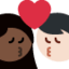 Эмодзи 👩🏿‍❤️‍💋‍👨🏻 Twitter.com