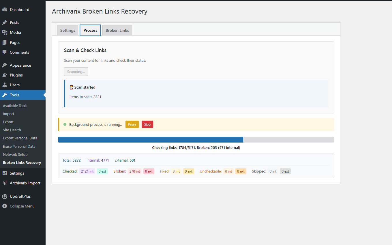Scanning in progress — real-time progress bar and detailed link statistics