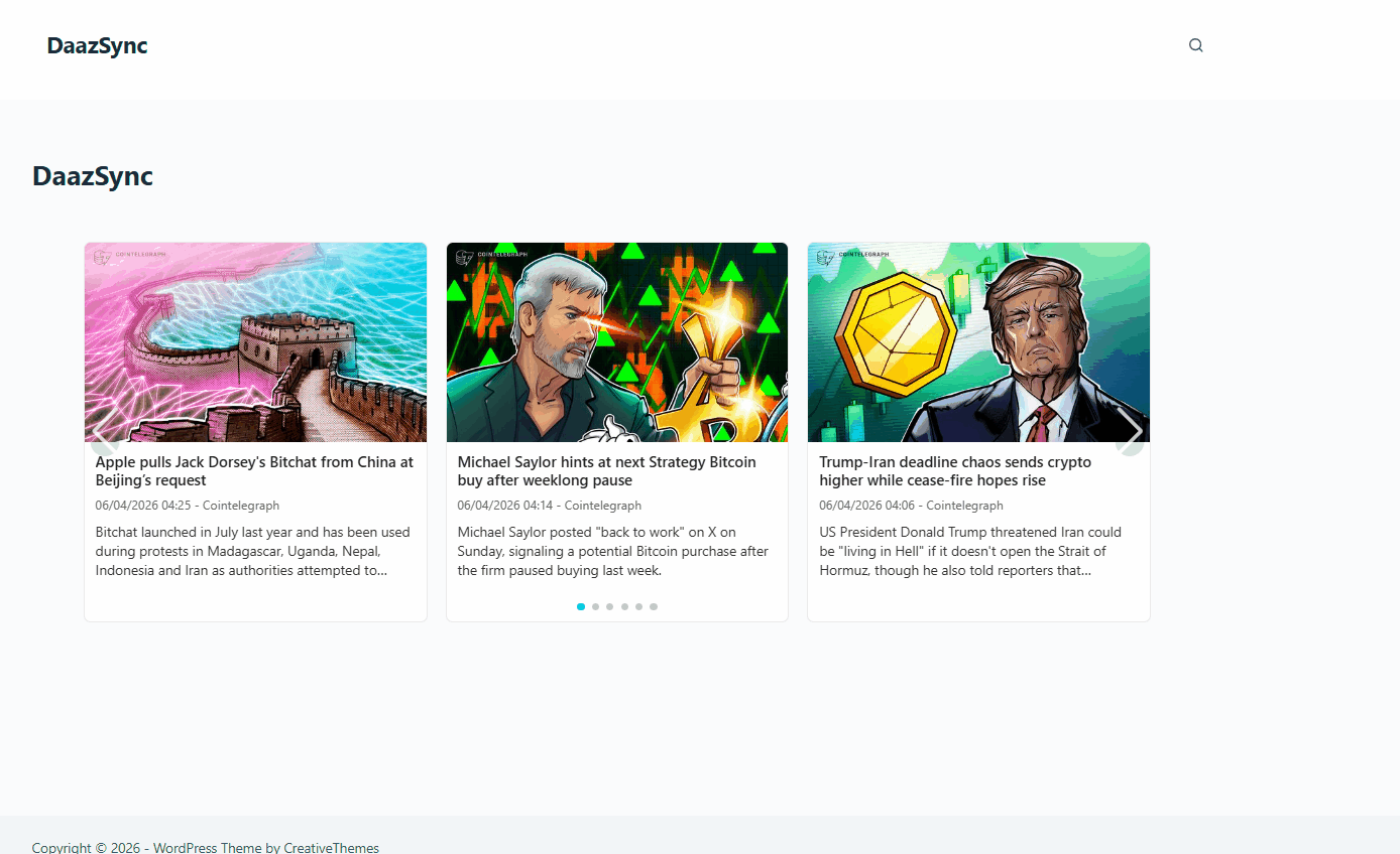 **Carousel Layout** — auto-playing article slider with manual navigation controls.