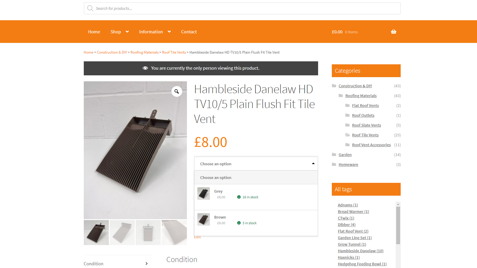 Simple products as well as variant products without an option selected will show the default product title.