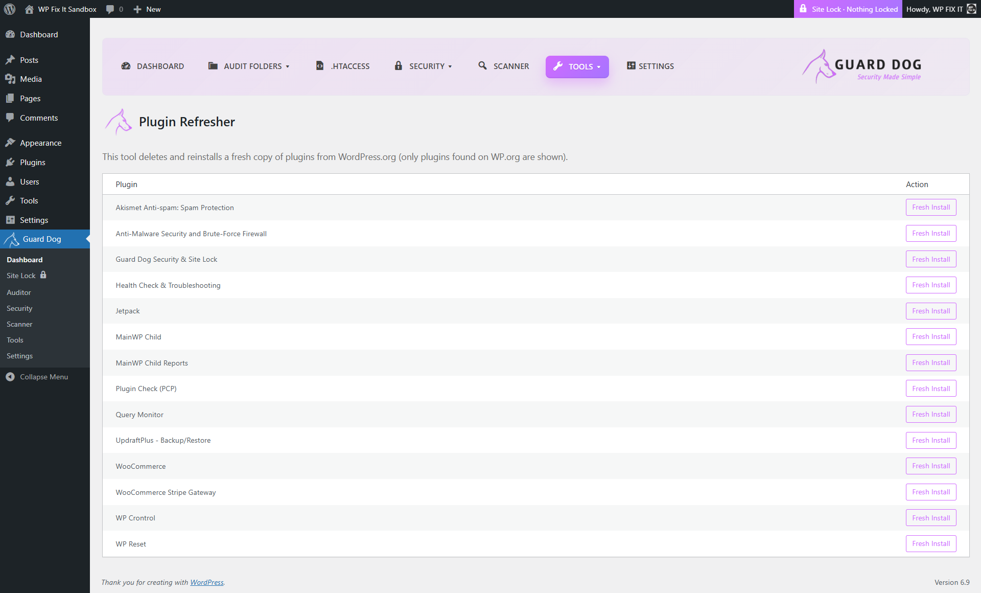 **Themes Folder Auditor** displaying theme folders on disk and alerting you to invalid or unrecognized themes.